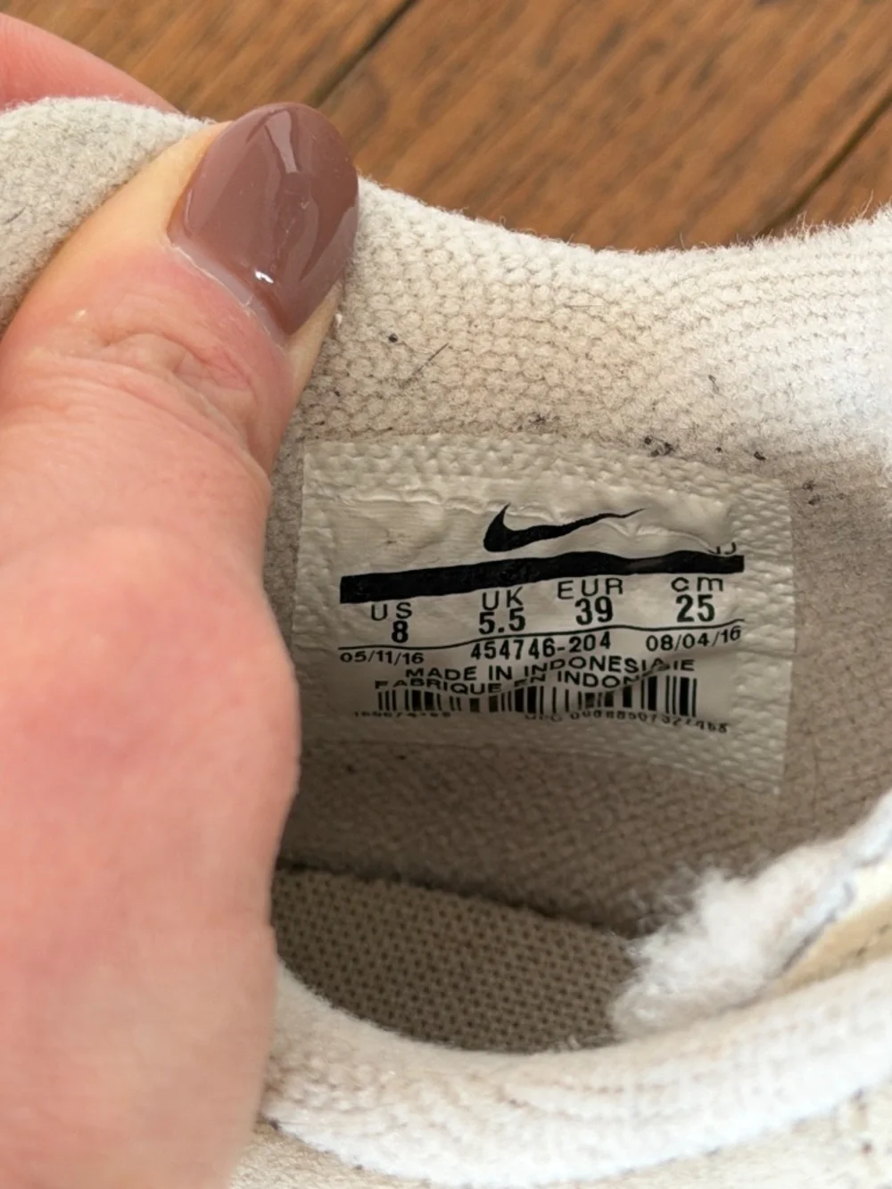 Nike Air Max 1 Sherpa Birch (Women's 8) - Picture 4 of 6